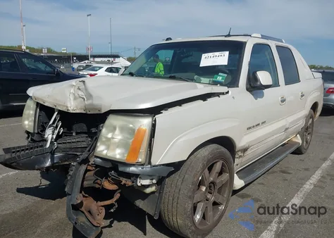 2004 Cadillac Escalade Ext Standard z USA, uszkodzony, nr VIN 3GYEK62N34G304883